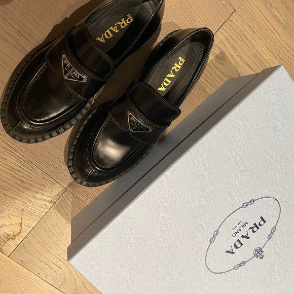 SOLD // Prada Loafers // sz.36 - Picture 2 of 5